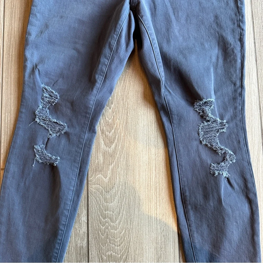 Universal Thread High Rise Jeans Size 10